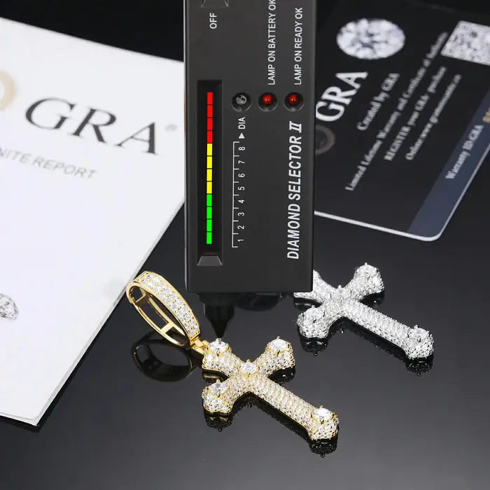 FREGIA MOISSANITE CROSS - GULD Fregia
