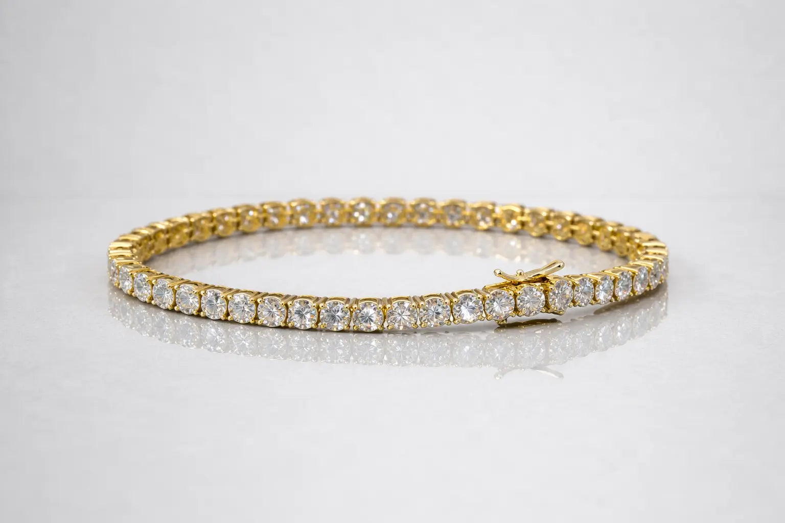 FREGIA TENNIS – MOISSANITE ARMBAND - S925 GULDPLÄTERAD Fregia